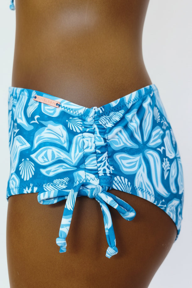 Conjunto de bikini moldeador reductor de pecho flores azul copa C