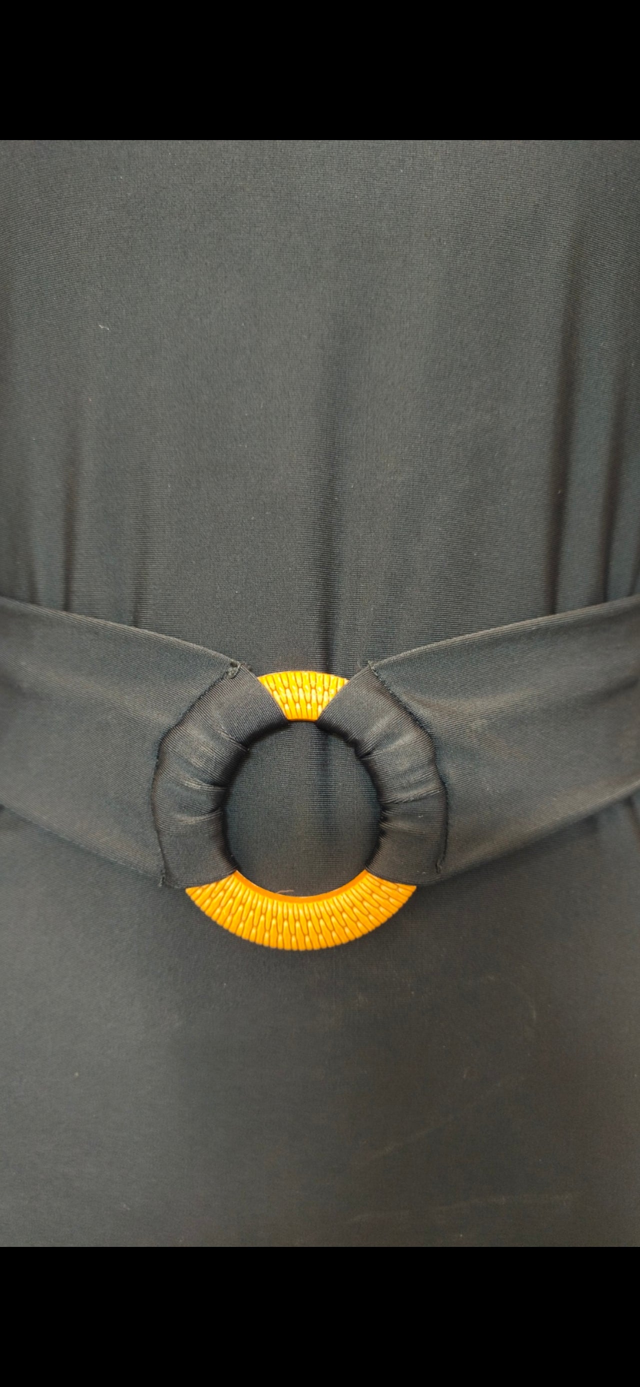 Bañador reductor negro detalle cinturón copa B