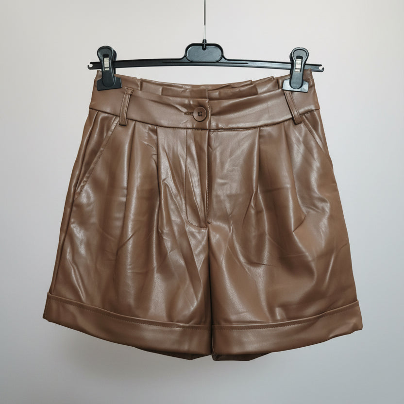 Short polipiel